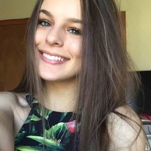 Meet your Posher, Anna luiza