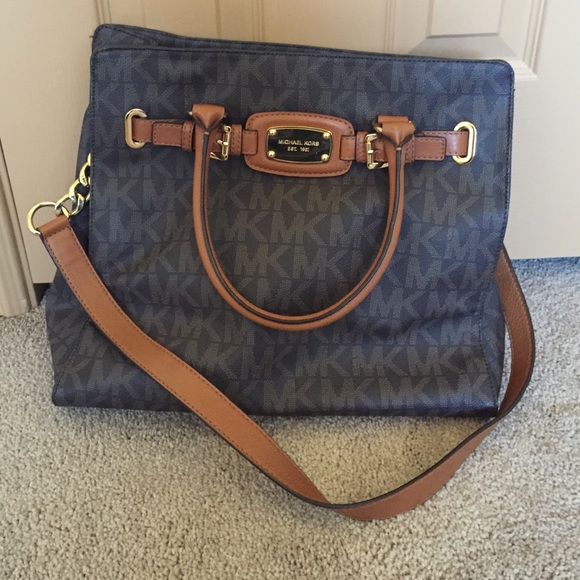 Michael Kors purse