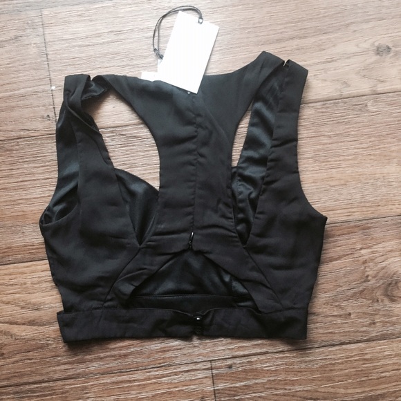 Kendall + Kylie Crop Top - Picture 3 of 4