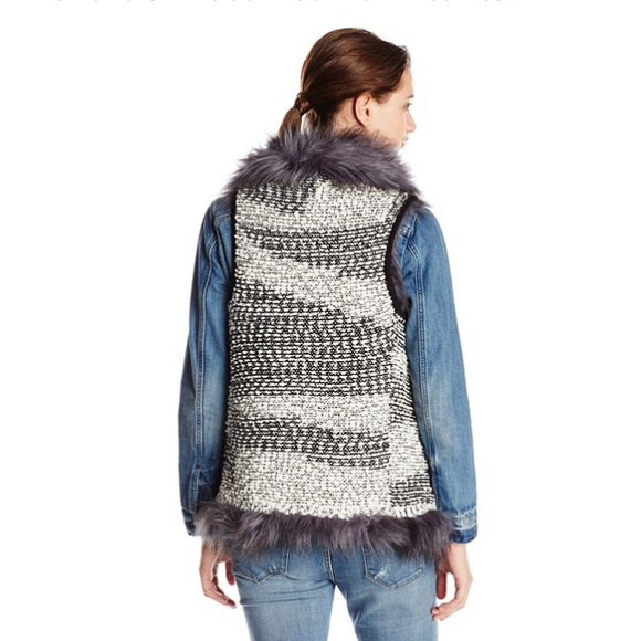 🆕NWT Jessica Simpson Reversible Faux Fur Vest😍🎉 - Picture 2 of 2