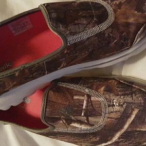 Skechers Camo slip-on shoes