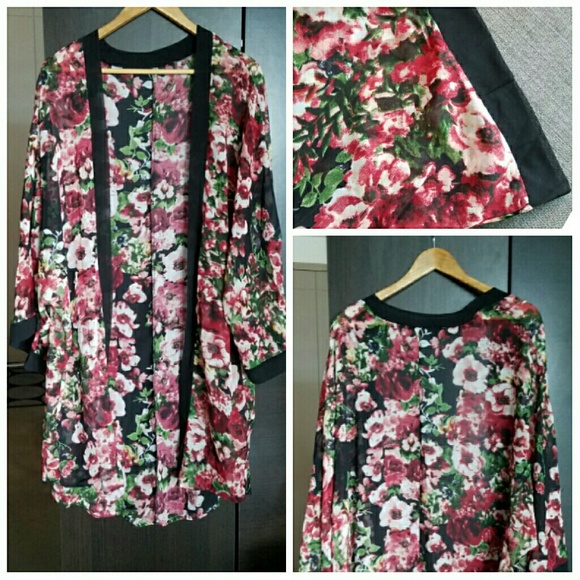 NEW Kimono Queen Floral Coverup - Picture 4 of 4