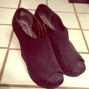 Black suede peep toe wedge