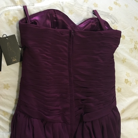 Gown - Picture 3 of 3