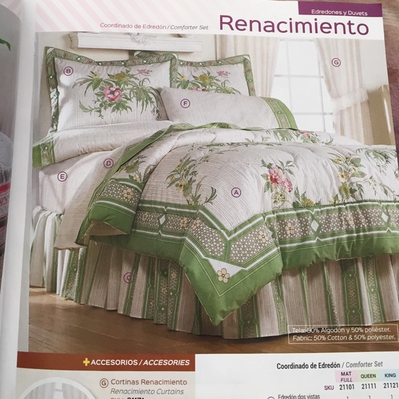 I am selling bedspreads from intima hogar . - Picture 2 of 4