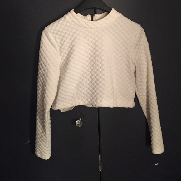 White long sleeve crop top with back zipper
