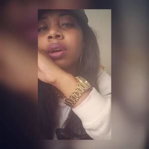 Meet your Posher, Leonice