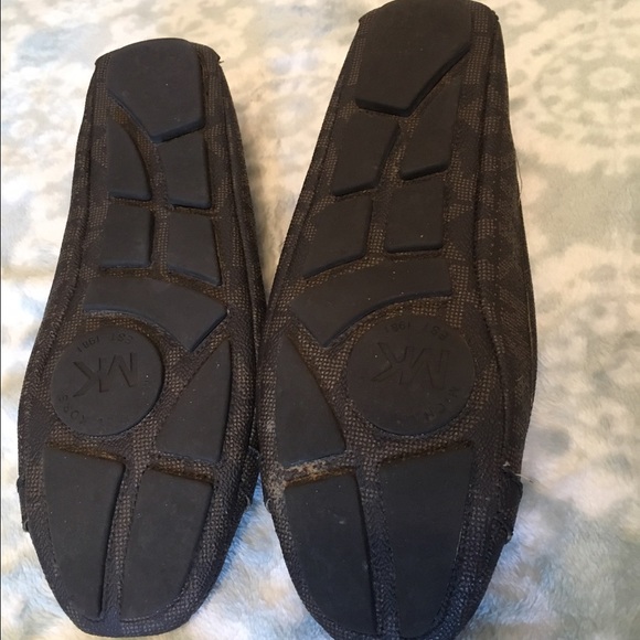 Micheal Kors Flats - Picture 3 of 3