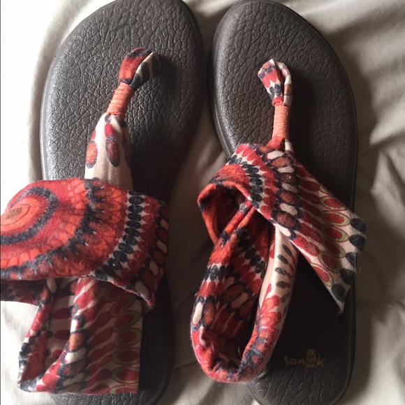 Sanuk sandals