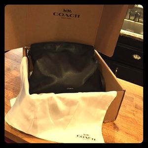 Classic Coach Shoulder Bag