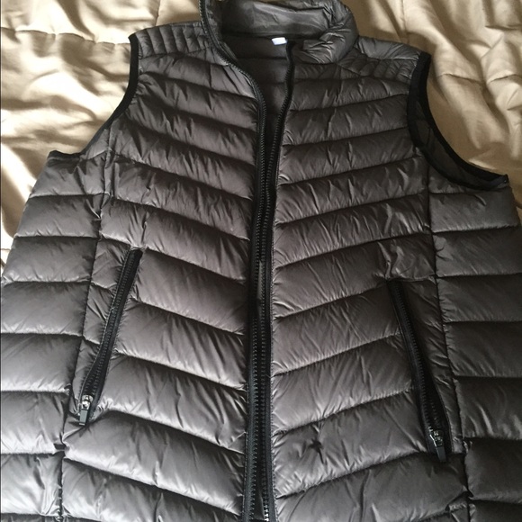 Grey Fabletics down vest