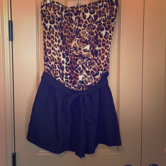 Express leopard romper!