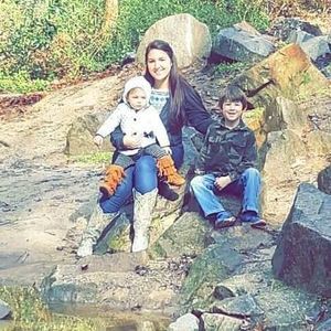 Meet your Posher, Holly