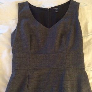 4P business casual short dress with v-neck from BR