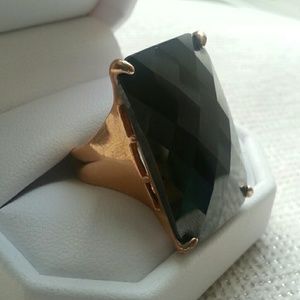 Jewels by Park lane ring