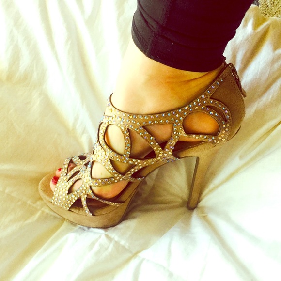 NEW Nude Sparkling Sandals/Booties for night out!