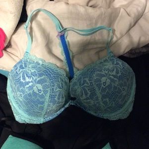2 Pink VS 36DD bras