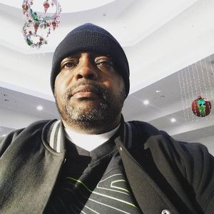 Meet your Posher, Dee l