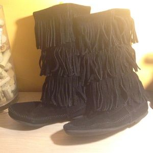 Triple fringe black Minnetonka boots