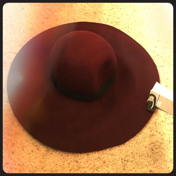Pure wool hat. Slightly worn.
