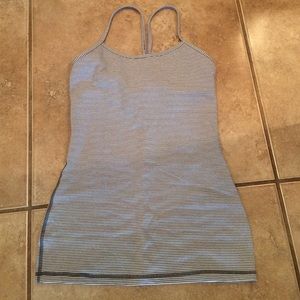 lululemon power Y tank / size 4