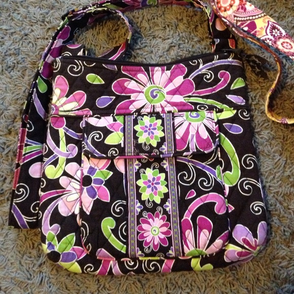 VERA BRADLEY PURSE