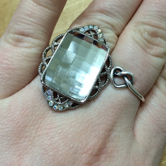 Costume ring