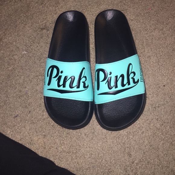 NWOT Victoria's Secret Pink Slides