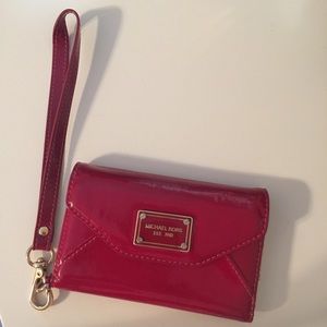 Michael Kors wallet wristlet