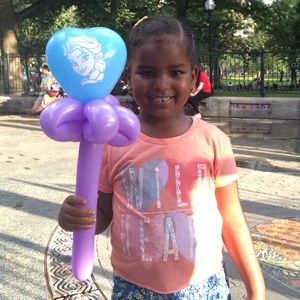 Meet your Posher, Muna