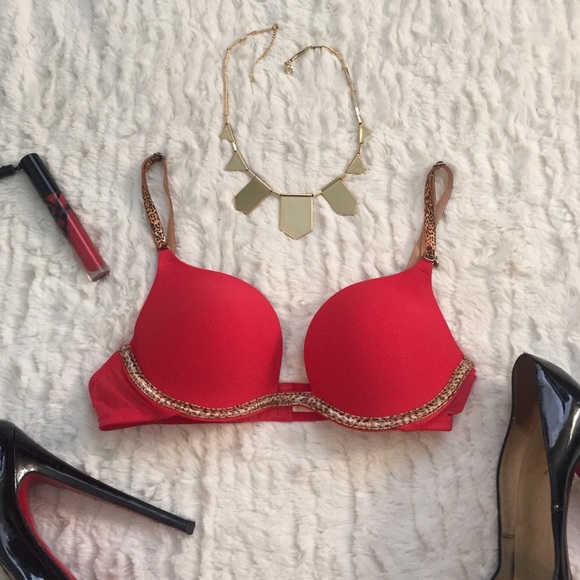 💄 Victoria's Secret Push-Up Bra 💄