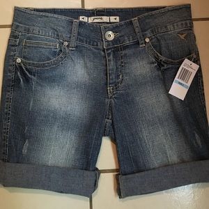 Bermuda Jean shorts. Never worn with tags. Size 5.