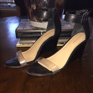 Vero Cuoio BCBG "clear" toed sandals