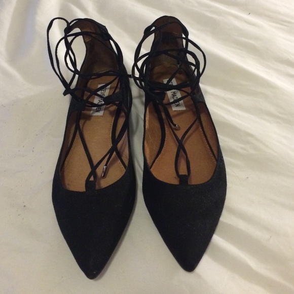 Steve Madden Shoes - Steve Madden black lace up flats 7.5