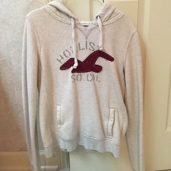 Women's Hollister hoodie. Size medium.