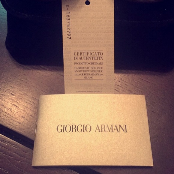 Giorgio Armani sunglasses ! Never been worn! main image 4
