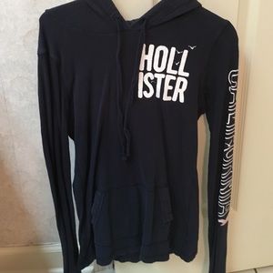 Hollister hooded long sleeve t. Women's medium.