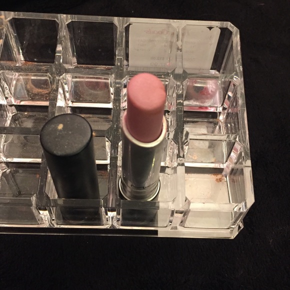 Mac sold out limited edition lipstick prolong wear