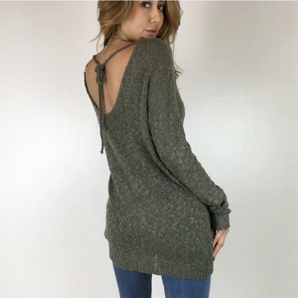 • SOLD • Olive V Neck Knit Sweater L - Picture 2 of 4