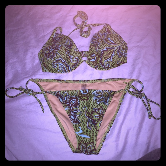 FLASH SALE Victoria Secret Green flowery swim wear