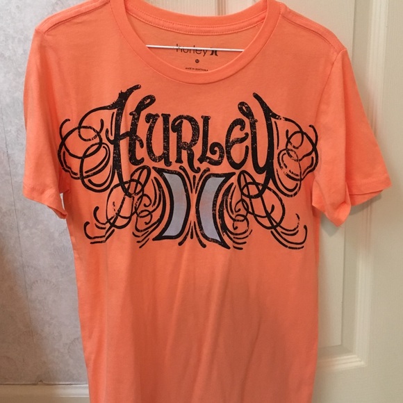 Women's Hurley t shirt. Size medium.