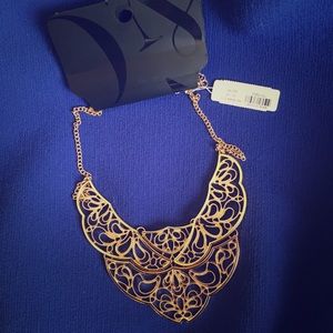 New York and Company necklace