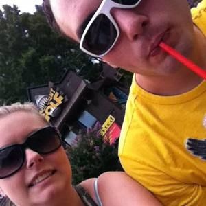 Meet your Posher, Ashley