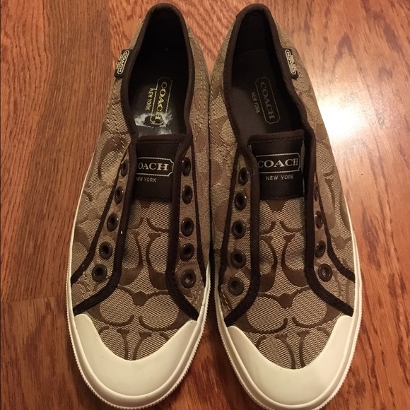 Authentic coach slip on shoes
