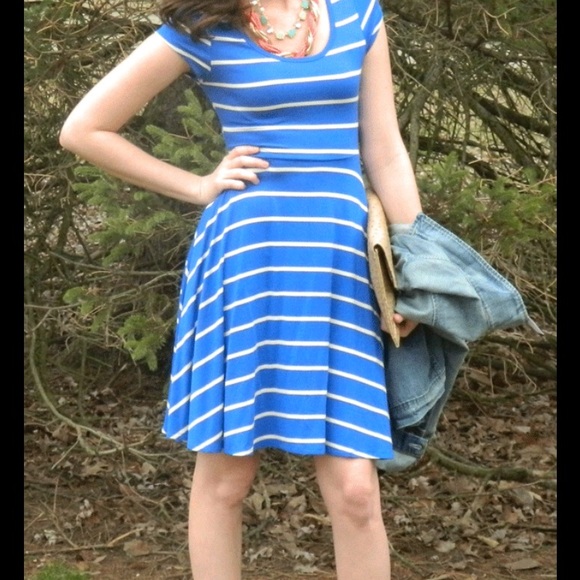 Old Navy Blue strip dress