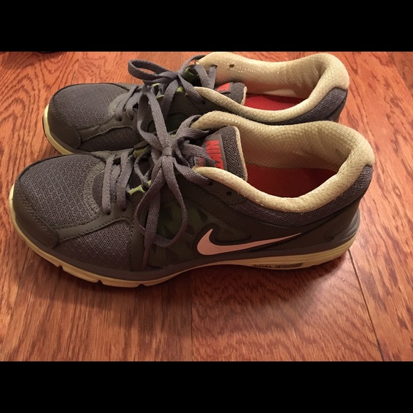 Women's Nike shoes