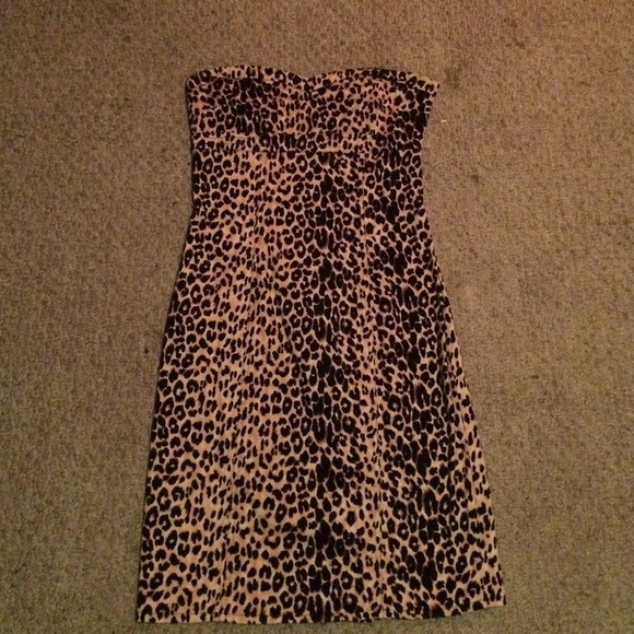 Leopard (cheetah) 🐆 sweetheart line short dress.