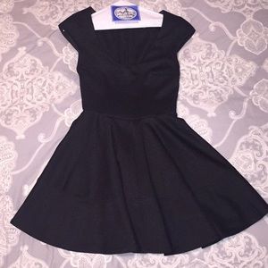 Edgy TOPSHOP Cap Sleeve Skater Dress (Black)