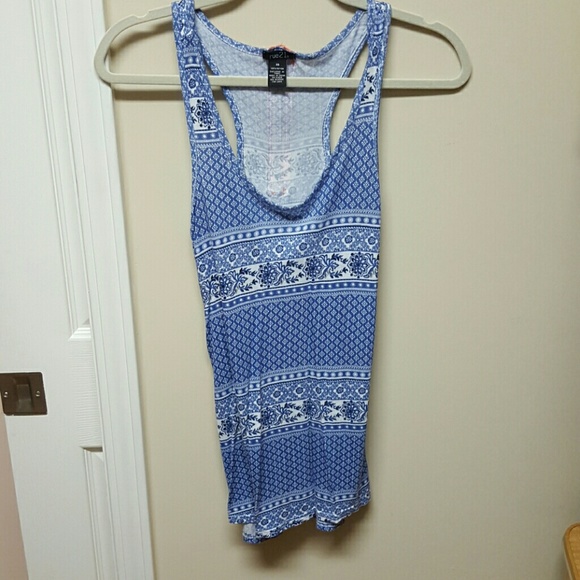 Rue 21 tank top. Size xs.