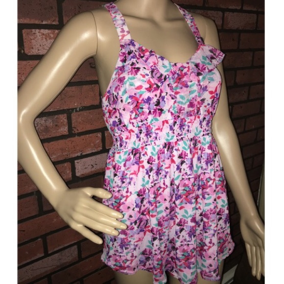❌sold in bundle❌Express floral tank top M - Picture 2 of 3
